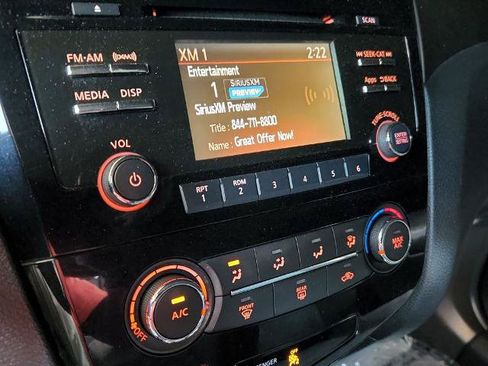 Certified 2016 Nissan Rogue S FWD image 18