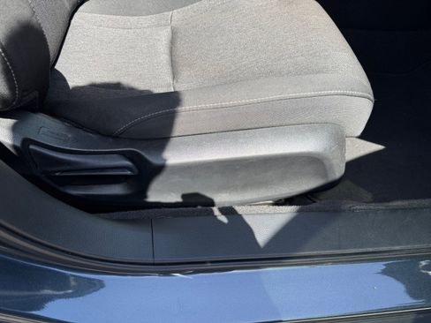Used 2023 Honda Accord EX image 31
