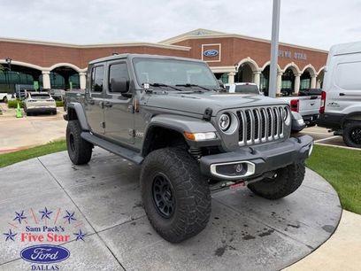 Used 2020 Jeep Gladiator Overland w/ Popular Equipment Package