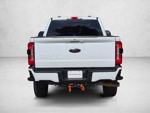 Used 2023 Ford F250 Lariat w/ Lariat Ultimate Package AWD/4WD image 10