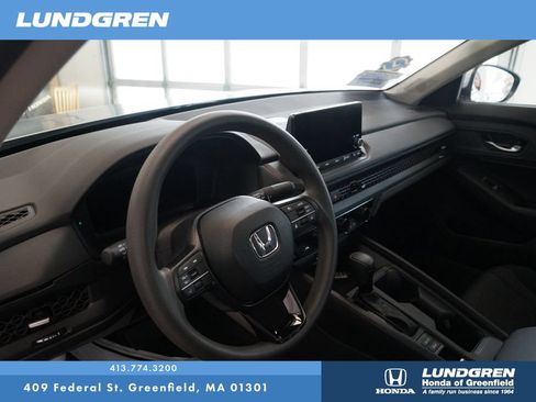 Used 2024 Honda Accord EX image 12