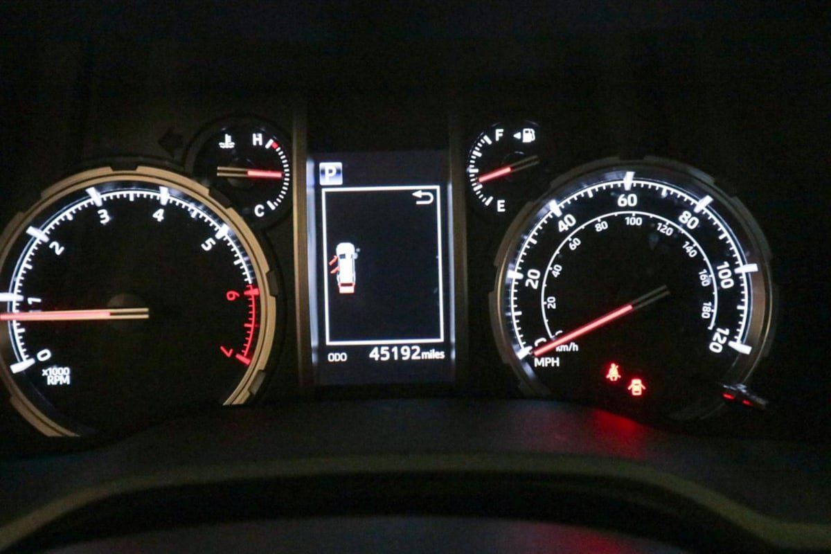 Used 2021 Toyota 4Runner Venture AWD/4WD image 23