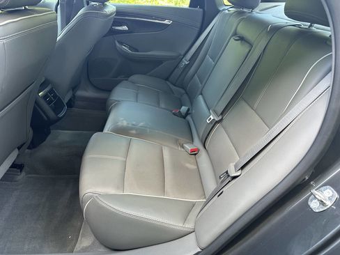 Used 2015 Chevrolet Impala LTZ image 15