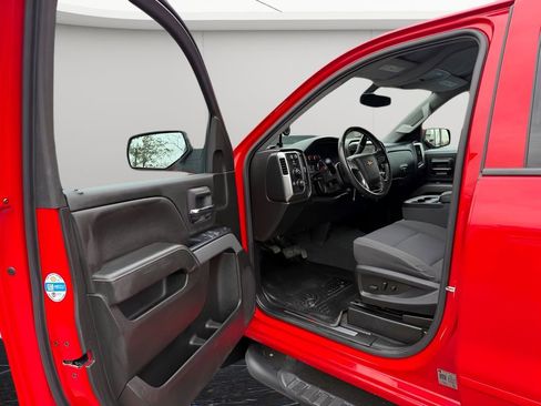 Used 2019 Chevrolet Silverado 1500 LT w/ LPO, Black Pack image 16