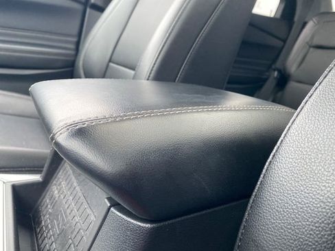 Used 2022 Ford Explorer Limited w/ Class IV Trailer Tow Package image 31