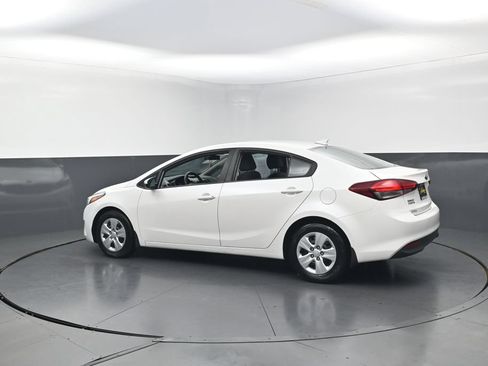 Used 2018 Kia Forte LX w/ LX Popular Package FWD image 8