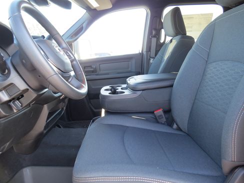 New 2026 RAM 2500 Tradesman AWD/4WD image 16