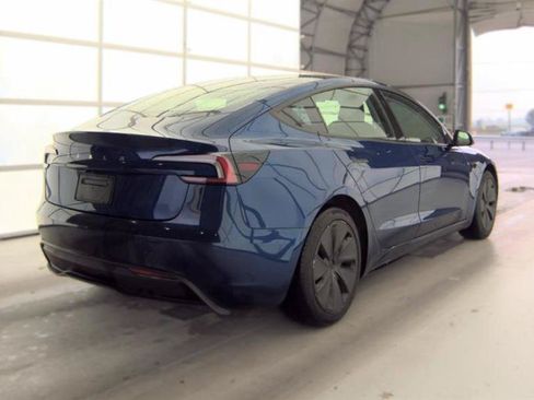 Used 2025 Tesla Model 3 Long Range RWD image 5