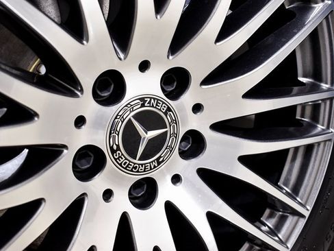 Certified 2025 Mercedes-Benz GLC 300 image 15