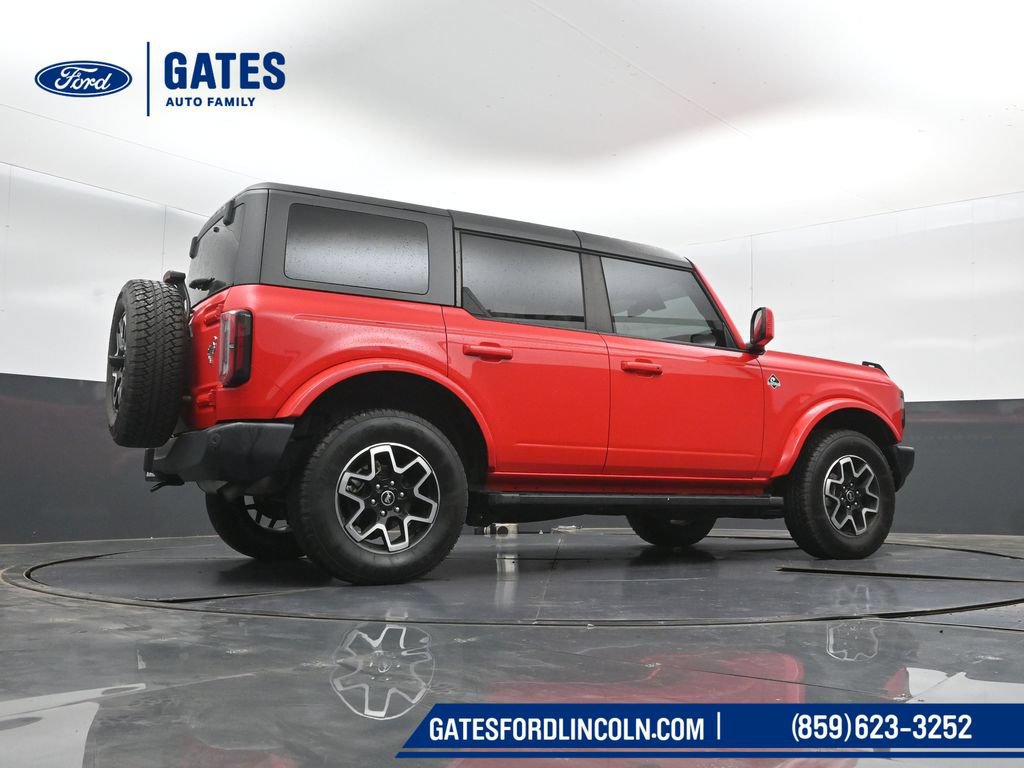 Used 2023 Ford Bronco Outer Banks AWD/4WD image 37