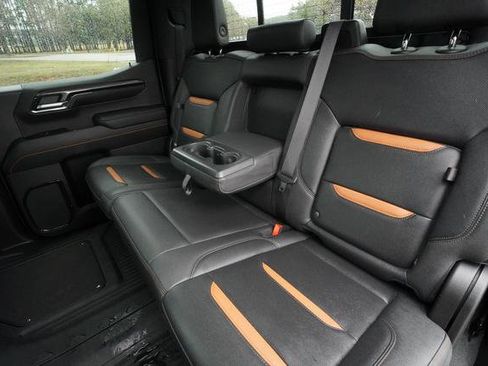 Used 2023 GMC Sierra 1500 AT4 w/ Technology Package image 30