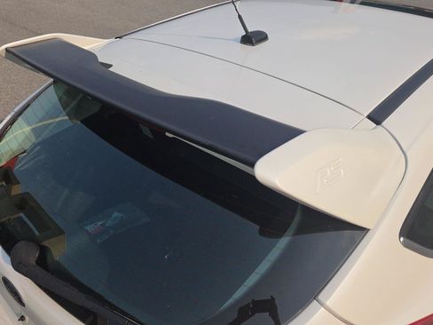 Used 2017 Ford Focus Titanium FWD image 5