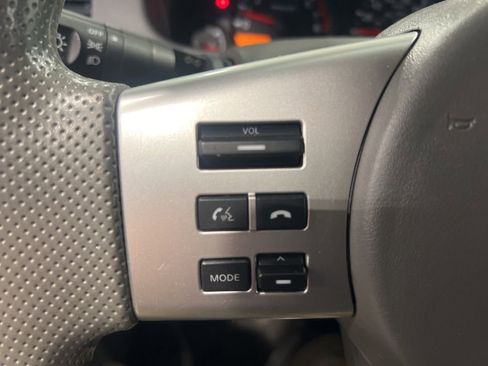 Certified 2018 Nissan Frontier SV image 51