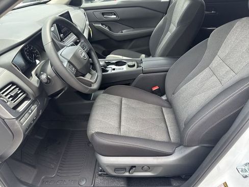 New 2026 Nissan Rogue SV AWD/4WD image 15