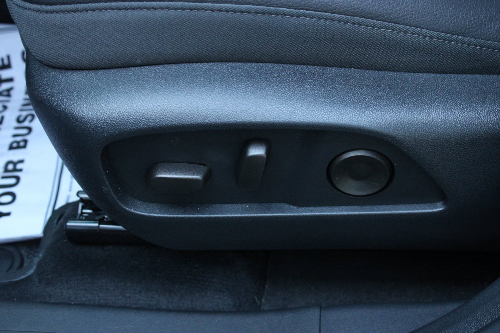 Used 2026 GMC Terrain Denali w/ LPO, Floor Liner Package AWD/4WD image 12