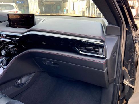 Certified 2022 Acura MDX A-Spec image 18