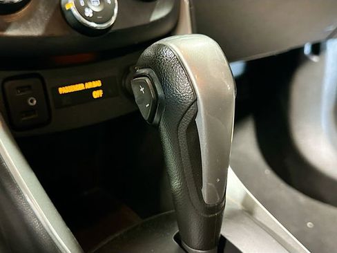 Used 2019 Chevrolet Trax LT AWD/4WD image 18