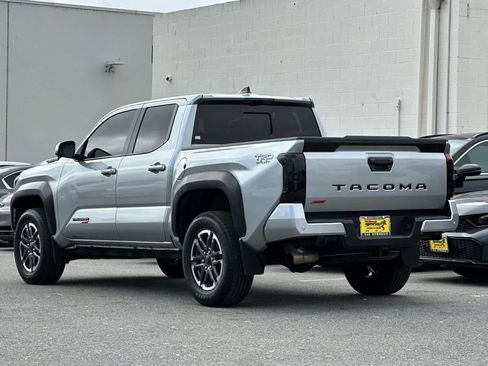 Used 2024 Toyota Tacoma TRD Sport w/ TRD Sport Premium Package RWD image 5