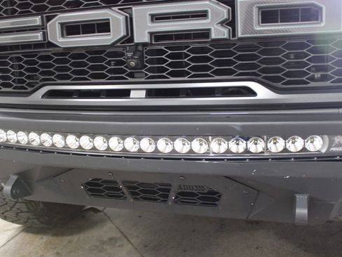 Used 2018 Ford F150 Raptor w/ Equipment Group 802A Luxury image 22