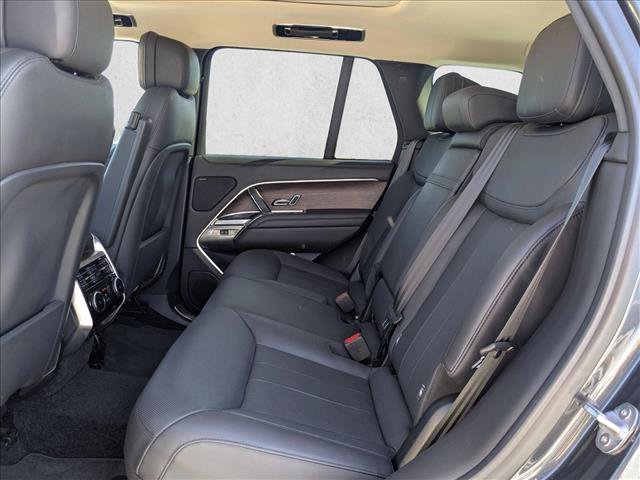 Used 2023 Land Rover Range Rover SE AWD/4WD image 15