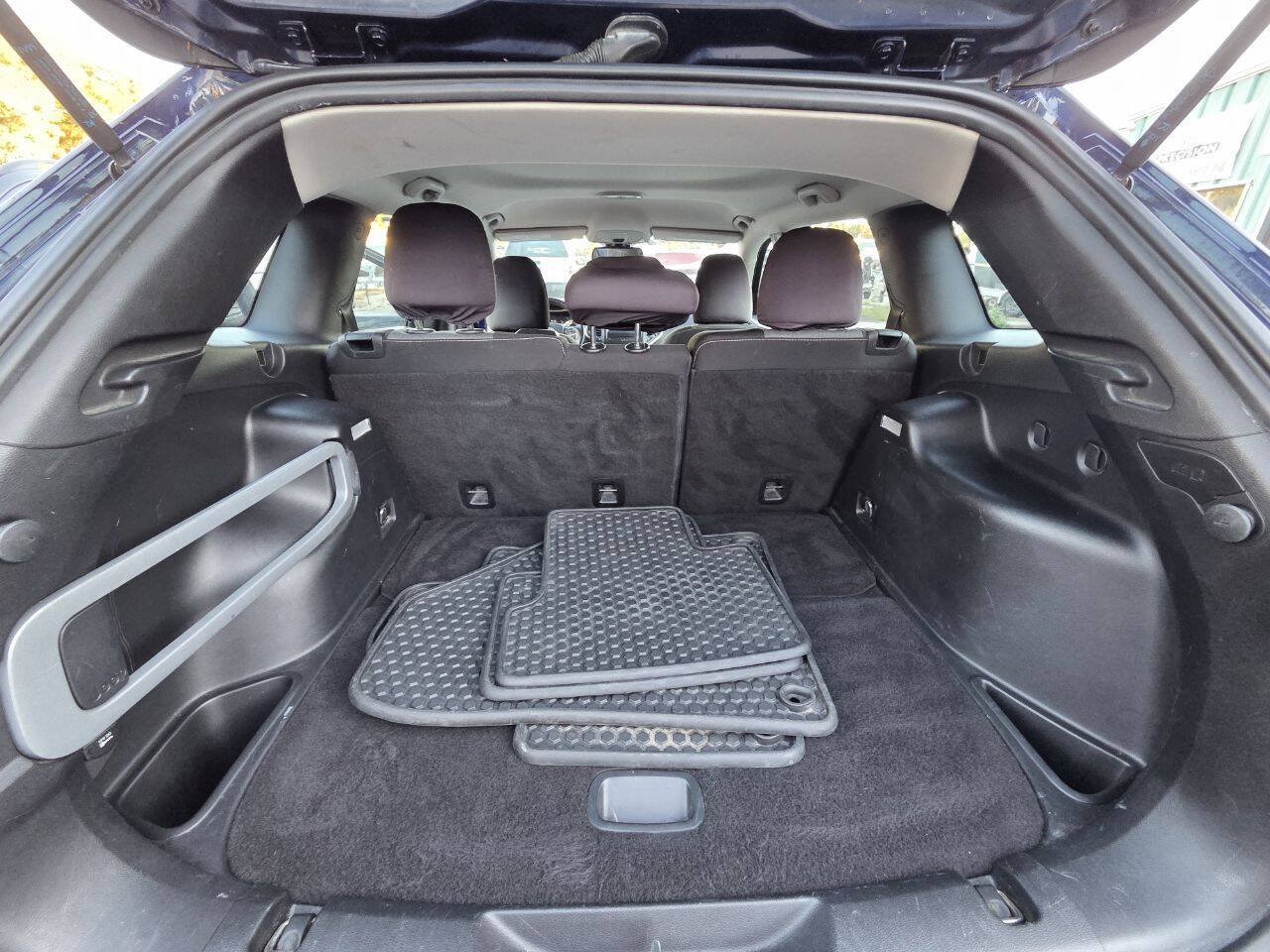 Used 2015 Jeep Cherokee Sport w/ Cold Weather Group AWD/4WD image 26