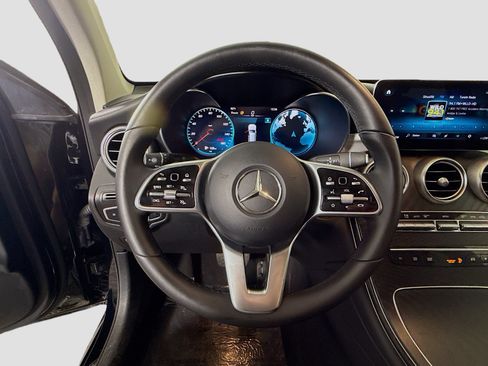 Used 2022 Mercedes-Benz GLC 300 w/ Premium Package Lite image 13