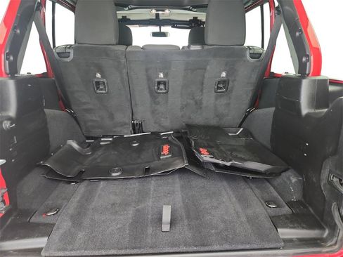 Used 2019 Jeep Wrangler Unlimited Sport S image 26