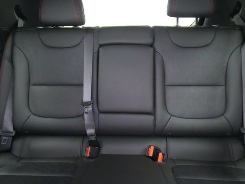 Used 2023 Chevrolet Bolt EUV LT w/ Convenience Package FWD image 20