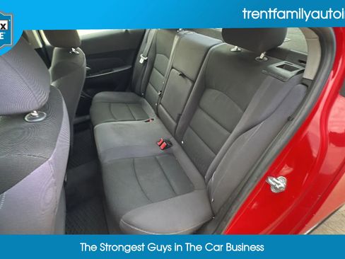 Used 2016 Chevrolet Cruze LT image 40