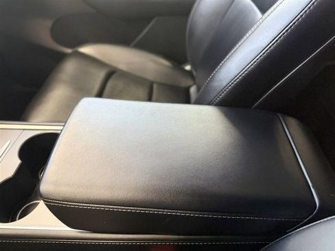 Used 2023 Tesla Model Y Long Range image 24