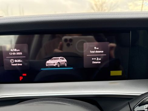 New 2026 Volkswagen Tiguan SE image 11