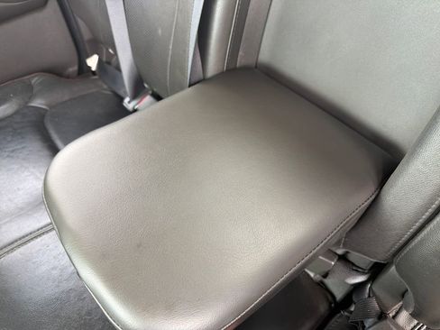 Used 2010 Nissan Frontier PRO-4X w/ Pro-4x Value Truck Pkg image 23