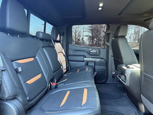 Used 2020 GMC Sierra 1500 AT4 w/ AT4 Premium Package image 11