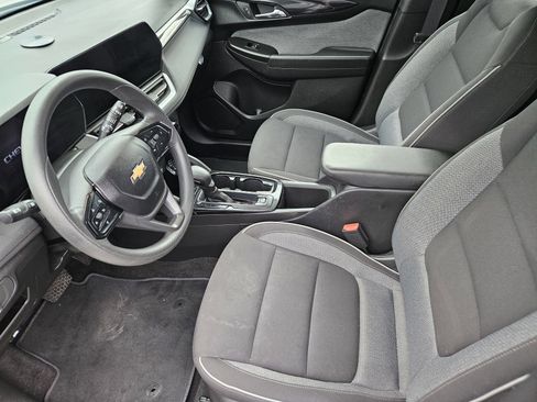 Used 2024 Chevrolet TrailBlazer LS w/ LS Confidence Package FWD image 15