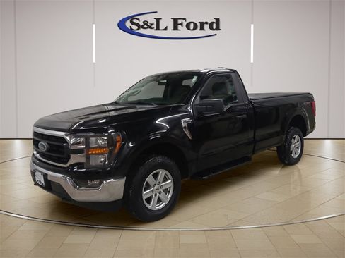 Certified 2023 Ford F150 XLT image 1