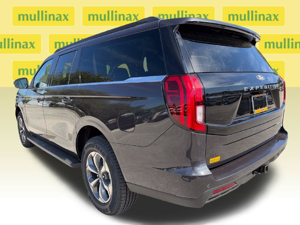 New 2027 Ford Expedition Max Active RWD image 4