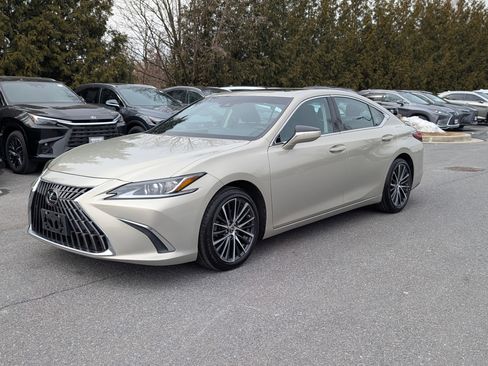 Certified 2022 Lexus ES 350 w/ Premium Package image 7