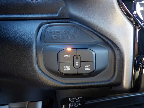 Used 2026 RAM 2500 Big Horn AWD/4WD image 23