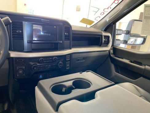 New 2025 Ford F350 XL w/ XL Chrome Package image 18