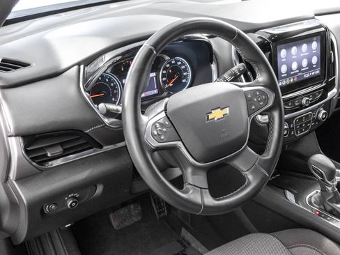 Used 2023 Chevrolet Traverse LT AWD/4WD image 33