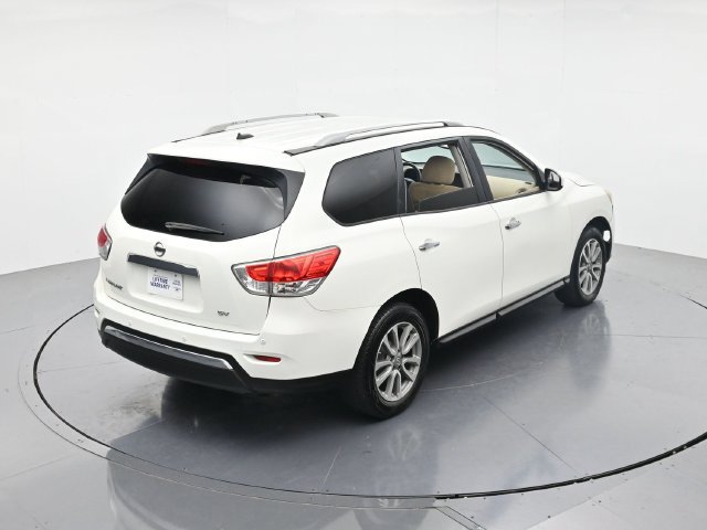 Used 2016 Nissan Pathfinder SV FWD image 42