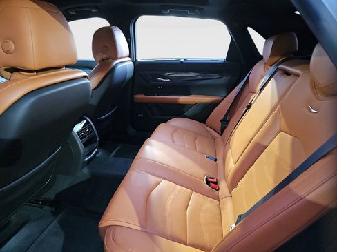 Used 2017 Cadillac CT6 Luxury image 21