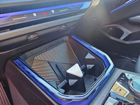 Certified 2025 BMW X3 xDrive30i w/ Premium Package image 21