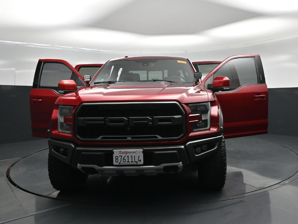 Used 2017 Ford F150 Raptor w/ Equipment Group 802A Luxury AWD/4WD image 28
