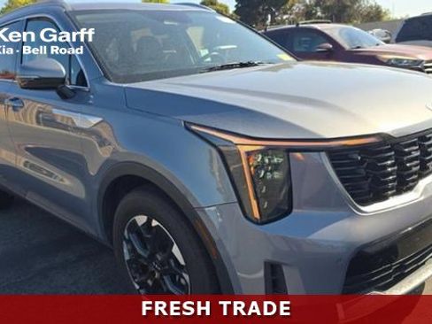 Certified 2024 Kia Sorento S FWD image 1
