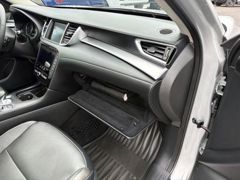 Used 2021 INFINITI QX50 Essential w/ Convenience Package AWD/4WD image 32