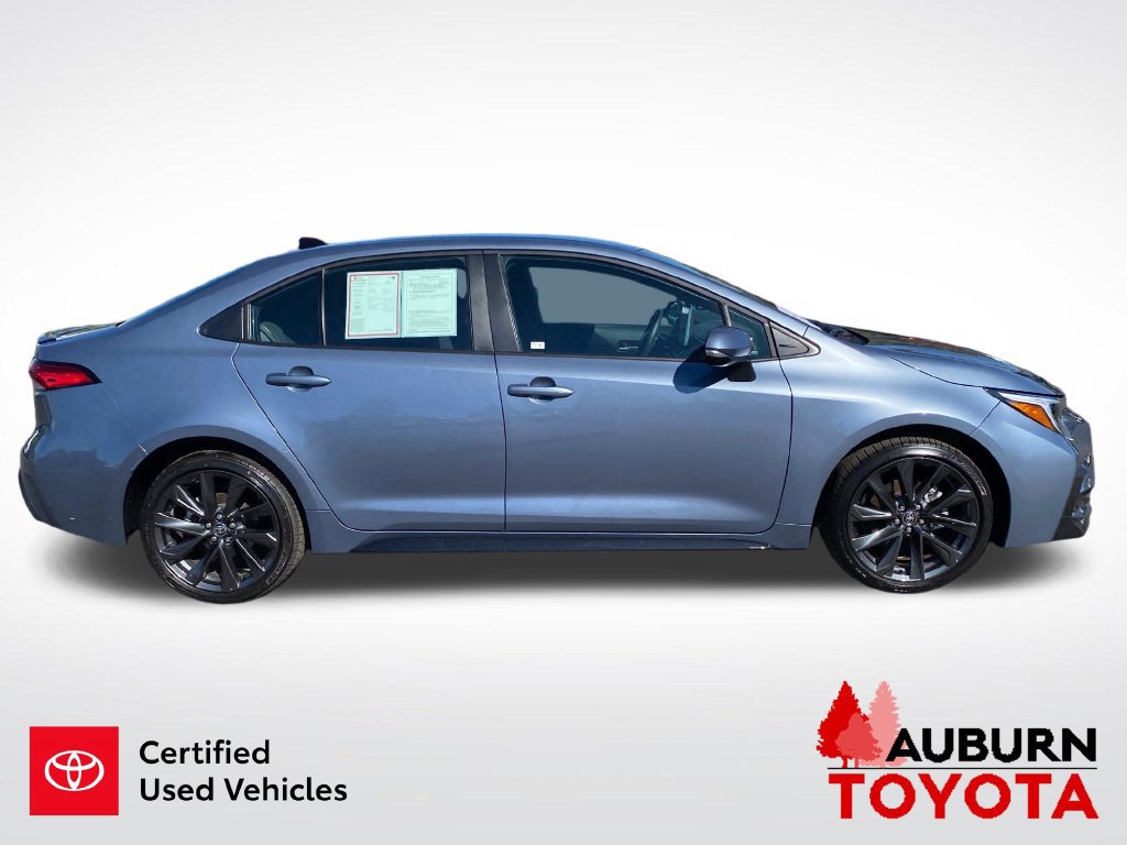Certified 2026 Toyota Corolla SE w/ SE Package FWD image 5