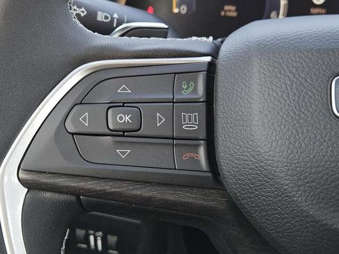 New 2025 Jeep Grand Cherokee Limited image 16