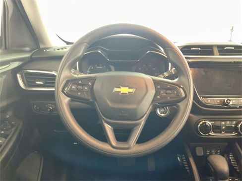 Used 2023 Chevrolet TrailBlazer LT w/ Convenience Package image 34