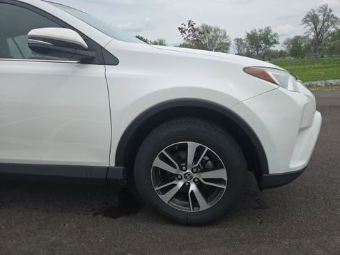 Used 2016 Toyota RAV4 XLE image 4